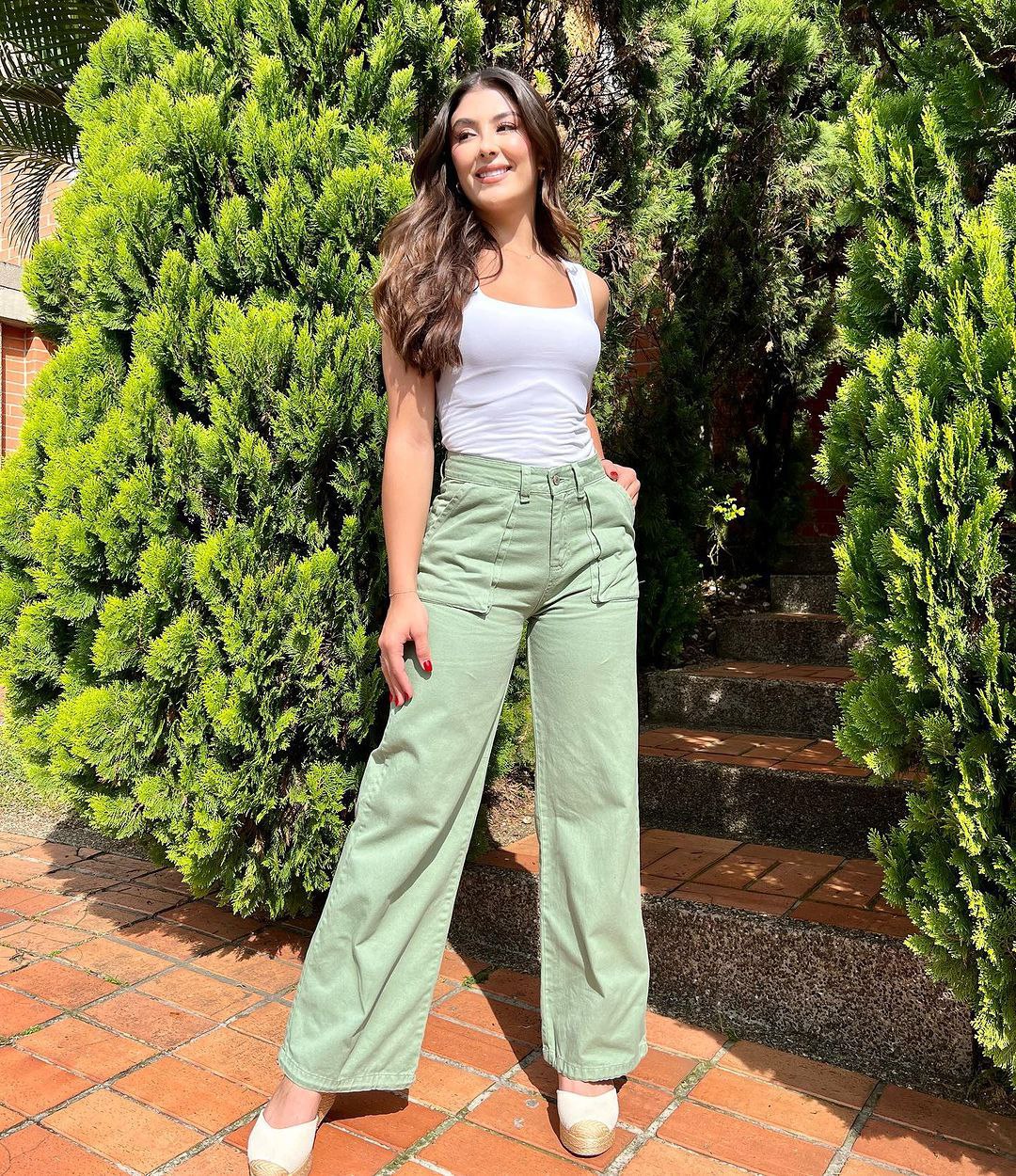 Pantalón Juanita verde cargo